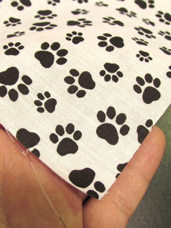 Animal Paws White and Black Polyester Cotton Fabric 2 Animal Paws White and Black Polyester Cotton Fabric