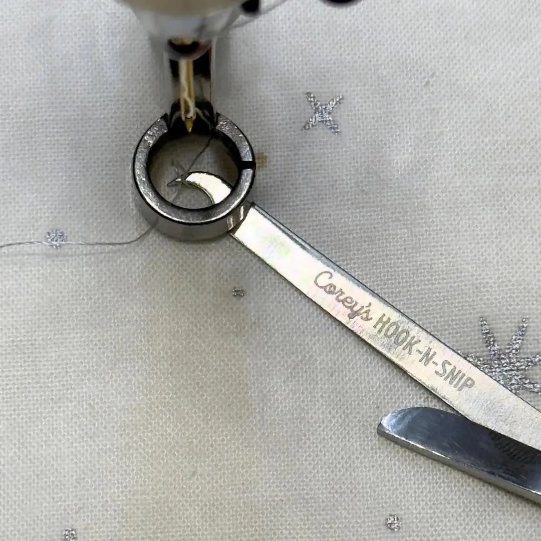 Hook-N-Snip & Tweezer Set 2 Hook-N-Snip & Tweezer Set