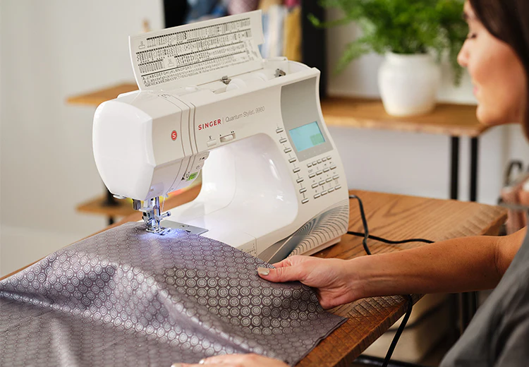 Singer 9858 Sewing, Embroidery, Serger & Quilting Machines - SINGER®